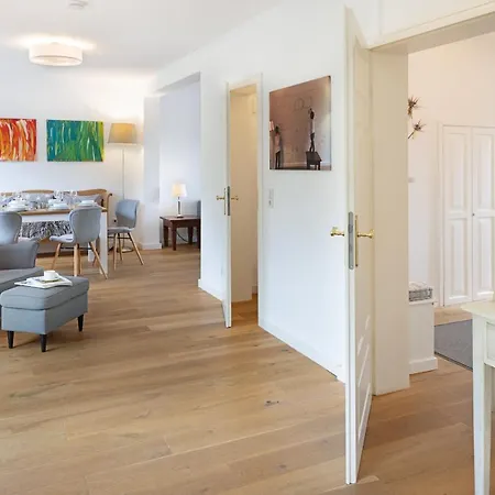Amur Ferienhaus *